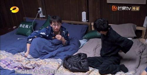 女人梦见众人吃瓜,女人梦中众人吃瓜背后的寓意解析